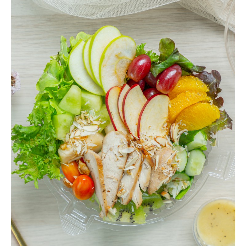 GRILLED CHICKEN BREAST AND FRUIT SALAD WITH HONEY-MAYONNAISE DRESSING