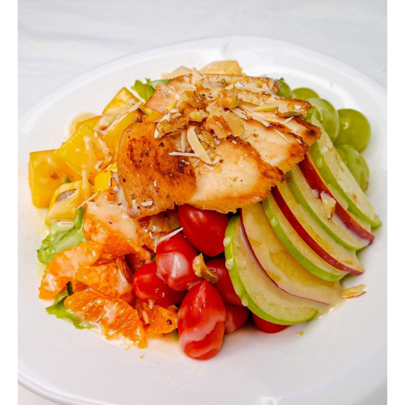 GRILLED CHICKEN BREAST AND FRUIT SALAD WITH HONEY-MAYONNAISE DRESSING